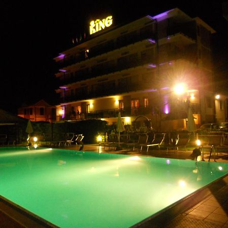 Hotel King Marina di Pietrasanta Exterior photo