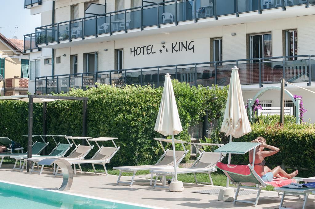 Hotel King Marina di Pietrasanta Exterior photo